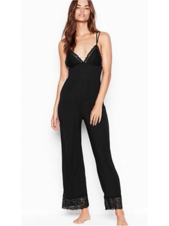 Victoria's Secret Other - Victoria’s Secret Women’s Black V~Neck Lace Trim Sexy Sleep Jumpsuit Sz S